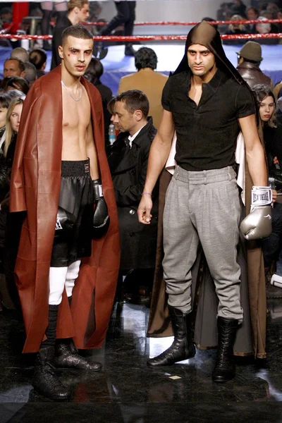 Look 22